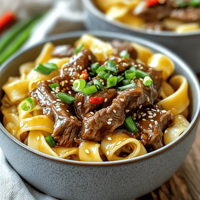 Für die Mongolian Beef Noodles benötigen Sie einige wichtige Zutaten. Diese sind: - 225 g breite Reisnudeln - 450 g Flanksteak, dünn gegen die Faser geschnitten - 2 Esslöffel Pflanzenöl - 3 Frühlingszwiebeln, gehackt (weiße und grüne Teile getrennt) - 3 Knoblauchzehen, fein gehackt - Ein 2,5 cm großes Stück Ingwer, gerieben - 60 ml Sojasauce - 30 g Hoisinsauce - 15 g brauner Zucker - 15 g Maisstärke - 5 ml Sesamöl - Salz und Pfeffer nach Geschmack - Sesamkörner zum Garnieren Diese Zutaten geben den Nudeln den besonderen Geschmack. Das Flanksteak ist zart und voller Aromen. Die Reisnudeln sorgen für eine angenehme Textur. Die Gewürze und Öle spielen eine große Rolle in diesem Gericht. Hier sind die wichtigsten: - Sojasauce: Sie gibt den Nudeln Tiefe und Umami. - Hoisinsauce: Diese süße Sauce bringt einen tollen Kontrast. - Sesamöl: Es fügt einen nussigen Geschmack hinzu. Diese Zutaten machen die Nudeln herzhaft und lecker. Sie sind einfach zu finden und machen das Kochen leicht. Mongolian Beef Noodles schmecken besser mit Beilagen. Hier sind einige Vorschläge: - Frische Frühlingszwiebeln: Sie bringen Farbe und Frische. - Sesamkörner: Sie geben einen schönen Crunch. - Frische Chili: Für einen scharfen Kick. Diese Beilagen ergänzen die Nudeln. Sie machen das Essen noch ansprechender. Probieren Sie sie aus, um das Gericht zu verbessern! Um die Reisnudeln zuzubereiten, folgen Sie den Anweisungen auf der Packung. Das Wasser sollte sprudelnd kochen. Geben Sie die Nudeln hinein und kochen Sie sie 5-7 Minuten. Nach dem Kochen gießen Sie die Nudeln ab und stellen sie beiseite. Sie können etwas Öl hinzufügen, um ein Verkleben zu verhindern. Für die Marinade nehmen Sie eine Schüssel. Fügen Sie das dünn geschnittene Flanksteak hinzu. Geben Sie Sojasauce, Maisstärke, braunen Zucker, Salz und Pfeffer hinein. Mischen Sie alles gut durch, sodass das Fleisch gleichmäßig bedeckt ist. Lassen Sie die Mischung für 15 Minuten marinieren. So wird das Fleisch zart und geschmackvoll. Erhitzen Sie in einer großen Pfanne oder einem Wok das Pflanzenöl bei mittlerer bis hoher Hitze. Geben Sie das marinierte Rindfleisch in einer einzigen Schicht hinein. Braten Sie es für 2-3 Minuten, bis es gebräunt ist. Wenden Sie das Fleisch und braten Sie es für 1-2 Minuten weiter. Nehmen Sie es dann aus der Pfanne und stellen Sie es beiseite. Fügen Sie bei Bedarf mehr Öl in die Pfanne hinzu. Geben Sie den gehackten Knoblauch, den geriebenen Ingwer und die weißen Teile der Frühlingszwiebeln hinein. Braten Sie alles für etwa 1 Minute an, bis es duftet. Danach geben Sie das gebratene Rindfleisch zurück in die Pfanne. Fügen Sie Hoisinsauce, Sesamöl und die gekochten Reisnudeln hinzu. Mischen Sie alles für 2-3 Minuten gut durch. Für die besten Ergebnisse, garnieren Sie die Rindfleisch-Nudel-Mischung mit den grünen Teilen der Frühlingszwiebeln und Sesamkörnern. Dies sorgt für einen frischen Geschmack und ein schönes Aussehen. Die Marinade macht das Rindfleisch zart und voller Geschmack. Verwende frische Zutaten. Mische Sojasauce, braunen Zucker, und Maisstärke in einer Schüssel. Füge etwas Salz und Pfeffer hinzu. Lasse das Flanksteak mindestens 15 Minuten marinieren. Du kannst auch etwas Knoblauch oder Ingwer für mehr Aroma hinzufügen. Das Braten des Rindfleischs ist der Schlüssel zum Geschmack. Erhitze das Pflanzenöl in einer großen Pfanne. Achte darauf, dass die Pfanne heiß ist, bevor du das Fleisch hinzufügst. Lege das marinierte Rindfleisch in einer einzigen Schicht in die Pfanne. Brate es 2-3 Minuten lang, bis es braun ist. Wende das Fleisch und brate es weitere 1-2 Minuten. So bleibt es saftig. Ein Wok oder eine große Pfanne ist ideal für dieses Gericht. Sie leiten die Wärme gut und sorgen für gleichmäßiges Braten. Nutze eine Zange, um das Fleisch zu wenden. Ein scharfes Messer hilft beim Schneiden des Flanksteaks. Außerdem ist eine Schüssel für die Marinade wichtig. Diese Geräte machen das Kochen einfacher und schneller. Für das vollständige Rezept, schau dir die [Full Recipe]. {{image_4}} Mongolian Beef Noodles lassen sich einfach anpassen. Statt Flanksteak kannst du Tofu verwenden. Tofu hat einen tollen Geschmack, wenn du ihn gut marinierst. Du kannst auch Seitan oder Tempeh nutzen. Beide bieten eine fleischige Textur und sind sehr nahrhaft. Mit diesen Alternativen bleibt das Gericht lecker und gesund. Wenn du mehr Protein möchtest, probiere Hähnchen oder Garnelen. Hähnchenbrust ist mager und leicht zuzubereiten. Einfach in dünne Scheiben schneiden und wie das Rindfleisch marinieren. Garnelen brauchst du nur kurz braten. Sie fügen einen tollen Meeresgeschmack hinzu. Du kannst auch ein Gemisch aus verschiedenen Fleischsorten verwenden, um Abwechslung zu schaffen. Wenn du es scharf magst, füge frische Chilischoten hinzu. Du kannst auch Chiliflocken oder Sriracha verwenden. Diese Zutaten geben dem Gericht einen zusätzlichen Kick. Achte darauf, die Mengen nach deinem Geschmack anzupassen. So wird jedes Gericht einzigartig und spannend. Reste von Mongolian Beef Noodles sind leicht zu lagern. Lassen Sie die Nudeln und das Rindfleisch auf Raumtemperatur abkühlen. Füllen Sie alles in einen luftdichten Behälter. Achten Sie darauf, dass die Reste gut abgedeckt sind, um den Geschmack zu bewahren. Um die Reste wieder zu erwärmen, können Sie eine Pfanne oder die Mikrowelle nutzen. In der Pfanne erhitzen Sie etwas Öl bei mittlerer Hitze. Geben Sie die Reste hinzu und rühren Sie gut um. In der Mikrowelle geben Sie die Nudeln in eine Schüssel und decken sie mit einem feuchten Tuch ab. Erwärmen Sie die Nudeln in Intervallen von 30 Sekunden, bis sie warm sind. Im Kühlschrank halten die Reste etwa 3 bis 4 Tage. Stellen Sie sicher, dass der Behälter gut verschlossen ist. Für längere Lagerung können Sie die Reste auch einfrieren. Im Gefrierschrank bleiben die Nudeln bis zu 3 Monate frisch. Achten Sie darauf, sie in einem gefrierfesten Behälter zu lagern. So bleiben die Aromen erhalten. Zu Mongolian Beef Noodles passen viele Beilagen gut. Ich empfehle, einen frischen Salat zu servieren. Ein einfacher Gurkensalat mit Essig und etwas Zucker ist leicht und lecker. Auch gedämpftes Gemüse, wie Brokkoli oder Karotten, bringt Farbe auf den Teller. Reis ist eine gute Wahl für eine sättigende Beilage. Wenn Sie es schärfer mögen, probieren Sie frische Chili oder scharfe Saucen. Ja, Sie können das Rezept im Voraus zubereiten. Marinieren Sie das Rindfleisch am Morgen oder sogar einen Tag vorher. So dringen die Aromen tief in das Fleisch ein. Kochen Sie die Nudeln und das Gemüse kurz vor dem Servieren. Dadurch bleiben die Nudeln frisch und die Textur bleibt gut. Lagern Sie alles in luftdichten Behältern im Kühlschrank. Mongolian Beef Noodles haben ihren Ursprung in der asiatischen Küche. Es ist ein Gericht, das oft in chinesischen Restaurants zu finden ist. Der Name kann irreführend sein, da es nicht direkt aus der Mongolei stammt. Es vereint Aromen aus der mongolischen und der chinesischen Küche. Diese Gerichte nutzen oft Rindfleisch, Sojasauce und frische Zutaten. Damit ist es ein beliebtes Gericht für viele. Mongolian Beef Noodles sind lecker und einfach zuzubereiten. Wir haben die Zutaten, Schritte und nützliche Tipps besprochen. Die Variationen zeigen dir, wie du das Gericht anpassen kannst. Vergiss nicht, Reste richtig zu lagern, damit du mehr genießen kannst. Dieses Gericht bringt Freude auf den Tisch. Probiere die Vorschläge aus und finde deinen Favoriten. Viel Spaß beim Kochen und Essen!