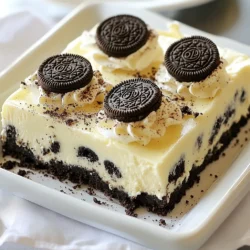 Für diese leckeren Oreo Käsekuchenriegel brauchst du: - 24 Oreo-Kekse, zerdrückt - 4 Esslöffel ungesalzene Butter, geschmolzen - 450 g Frischkäse, weich - 120 g Puderzucker - 2 Teelöffel Vanilleextrakt - 240 ml Schlagsahne - 1 Tasse Mini-Oreos, zum Dekorieren Diese Zutaten vereinen sich zu einer köstlichen Mischung. Die Oreo-Kekse bilden eine knusprige Kruste. Die Kombination aus Frischkäse und Schlagsahne sorgt für eine cremige Füllung. Wenn du keinen Frischkäse magst, gibt es gute Alternativen. Du kannst Mascarpone verwenden, um eine ähnliche Konsistenz zu erhalten. Auch Quark ist eine leichte Option. Für eine vegane Variante nutze Seidentofu oder pflanzliche Frischkäsealternativen. Diese Optionen geben dem Käsekuchen einen anderen, aber leckeren Geschmack. Die Kruste ist einfach und schnell gemacht. Zerdrücke zuerst die Oreo-Kekse in einer Schüssel. Achte darauf, dass die Krümel klein sind. Vermenge die Krümel dann mit der geschmolzenen Butter. Rühre gut um, bis alles feucht ist und die Mischung wie nasser Sand aussieht. Drücke die Oreo-Mischung in die Backform. Verwende die Rückseite eines Messers, um die Oberfläche glatt zu machen. Kühl die Kruste, während du die Füllung zubereitest. Dies hilft, eine feste Basis zu schaffen. {{ingredient_image_2}} Zuerst nimmst du 24 Oreo-Kekse. Zerdrücke sie in einer Schüssel. Du kannst dafür einen Mixer oder einen Mörser benutzen. Die Kekse sollten wie feine Krümel aussehen. Dann füge 4 Esslöffel geschmolzene Butter hinzu. Rühre alles gut um. Die Mischung sollte jetzt wie nasser Sand aussehen. Nehme eine 23x23 cm große Backform. Drücke die Oreo-Mischung gleichmäßig in den Boden. Verwende die Rückseite einer Tasse für eine glatte Oberfläche. Stelle die Form in den Kühlschrank. Während die Kruste kühlt, kannst du die Füllung vorbereiten. Zuerst schlage 450 g weichen Frischkäse in einer großen Schüssel. Verwende einen elektrischen Mixer, um ihn cremig zu machen. Füge nach und nach 120 g Puderzucker und 2 Teelöffel Vanilleextrakt hinzu. Mische alles gut durch. Kratze die Seiten der Schüssel ab, damit alles gleichmäßig vermischt ist. Schlage dann 240 ml Schlagsahne in einer separaten Schüssel auf. Die Sahne sollte steife Spitzen bilden. Hebe die Sahne vorsichtig unter die Frischkäse-Mischung. Mische alles, bis es gut vermengt ist. Gieße die Käsekuchenfüllung gleichmäßig auf die gekühlte Kruste. Streiche die Oberfläche glatt. Jetzt kannst du Mini-Oreos darauf verteilen. Sie geben der Füllung einen tollen Crunch. Decke die Form mit Frischhaltefolie ab. Lasse die Käsekuchenriegel mindestens 4 Stunden oder über Nacht im Kühlschrank fest werden. Um die ideale Konsistenz zu erreichen, mische die Zutaten gut. Achte darauf, dass der Frischkäse weich ist. So wird die Füllung glatt. Wenn du die Sahne schlägst, rühre sie bis steife Spitzen entstehen. Diese Technik hilft, die Füllung luftig zu machen. Beim Mischen der Sahne mit dem Frischkäse, sei vorsichtig. Hebe die Sahne sanft unter, um Luftigkeit zu bewahren. Ein häufiges Problem ist eine bröckelige Kruste. Das passiert, wenn die Butter nicht gleichmäßig verteilt ist. Stelle sicher, dass die Krümel gut mit der Butter vermischt sind. Wenn die Füllung zu weich ist, könnte die Kühlzeit nicht lang genug gewesen sein. Lass die Käsekuchenriegel mindestens vier Stunden kühlen. Ein weiteres Problem ist das Entlüften der Sahne. Mische sanft, damit die Luft nicht entweicht. Bereite die Kruste vor und drücke sie fest in die Form. Dies sorgt für Stabilität. Stelle die Form während der Zubereitung der Füllung in den Kühlschrank. Wenn du die Füllung auf die Kruste gibst, achte darauf, dass sie gleichmäßig verteilt ist. Decke die Form mit Frischhaltefolie ab. Dies verhindert das Eindringen von Gerüchen und sorgt für einen guten Geschmack. Kühle die Riegel über Nacht für die besten Ergebnisse. Pro Tips Die richtige Kühle: Stelle sicher, dass dein Frischkäse gut weich ist, bevor du ihn schlägst, um eine glatte und cremige Konsistenz zu erreichen. Krümel-Konsistenz: Achte darauf, dass die Oreo-Krümel gut mit der Butter vermischt sind, damit die Kruste beim Backen stabil bleibt. Aufgeschlagene Sahne: Schlage die Sahne nicht zu lange, da sie sonst Butter werden kann. Stoppe, sobald sich steife Spitzen bilden. Über Nacht kühlen: Für die besten Ergebnisse lasse die Käsekuchenriegel über Nacht im Kühlschrank, damit sie richtig fest werden und die Aromen sich entfalten können. {{image_4}} Du kannst die Oreo-Kekse durch andere Kekse ersetzen. Probier mal die Dunkin’ Donuts oder die klassischen Butterkekse. Jeder Keks bringt einen anderen Geschmack. Die Kruste wird so einzigartig und lecker. Du kannst auch Karamell- oder Schokoladenkekse verwenden. Diese Alternativen machen den Kuchen spannend und neu. Um die Füllung interessanter zu machen, füge neue Aromen hinzu. Du kannst Schokoladenstückchen oder frische Früchte einmischen. Ein Löffel Erdnussbutter gibt einen tollen Geschmack. Auch etwas Limettensaft macht die Füllung frisch und spritzig. Experimentiere mit verschiedenen Aromen und finde deine Lieblingskombination. Wenn du eine vegane oder glutenfreie Version machen willst, gibt es tolle Optionen. Verwende vegane Butter und pflanzlichen Frischkäse. Achte darauf, glutenfreie Kekse zu nehmen. Diese Zutaten machen es einfach, das Rezept anzupassen. Du kannst auch Nüsse oder Haferflocken für die Kruste nutzen. So genießt jeder diesen tollen Käsekuchen! Um die No-Bake Oreo Cheesecake Bars frisch zu halten, bewahre sie im Kühlschrank auf. Lege die Riegel in einen luftdichten Behälter. So bleiben sie kühl und lecker. Achte darauf, die Käsekuchenriegel nicht offen zu lagern. Offen verlieren sie schnell ihre Frische. Im Kühlschrank halten die Käsekuchenriegel bis zu fünf Tage. Nach dieser Zeit können sie ihren Geschmack und ihre Textur verlieren. Überprüfe immer auf Anzeichen von Verderb, wie einen seltsamen Geruch oder eine veränderte Farbe. Du kannst die Käsekuchenriegel auch einfrieren. Schneide sie in Stücke und lege sie in einen gefrierfesten Behälter. Trenne die Schichten mit Backpapier, damit sie nicht zusammenkleben. Zum Auftauen lege sie einfach über Nacht in den Kühlschrank. So bleiben sie cremig und lecker. Die Käsekuchenriegel müssen mindestens 4 Stunden im Kühlschrank stehen. Am besten über Nacht kühlen. So wird die Füllung fest und die Riegel lassen sich gut schneiden. Wenn du es eilig hast, kühle sie mindestens 4 Stunden. Aber mehr Zeit hilft, die Aromen besser zu verbinden. Ja, du kannst die Sahne durch griechischen Joghurt ersetzen. Das gibt eine andere Textur, aber es bleibt lecker. Du kannst auch Kokoscreme verwenden, wenn du einen veganen Ansatz möchtest. Achte darauf, die Konsistenz zu überprüfen, wenn du einen Ersatz wählst. Um die Käsekuchenriegel gut zu schneiden, benutze ein scharfes Messer. Tauche das Messer in heißes Wasser und trockne es ab, bevor du schneidest. Dieser Trick hilft, die Riegel sauber zu schneiden. Schneide sie in gleichmäßige Quadrate, damit sie gut aussehen und einfach zu servieren sind. In diesem Artikel haben wir die besten Zutaten für Oreo Käsekuchenriegel behandelt. Wir sahen Alternativen zu Frischkäse und lernten, wie man eine perfekte Kruste macht. Dann haben wir eine einfache Schritt-für-Schritt-Anleitung zur Zubereitung gegeben. Tipps halfen, die Konsistenz zu optimieren und häufige Fehler zu lösen. Wir schauten uns auch köstliche Variationen und die richtige Lagerung an. Diese Käsekuchenriegel sind einfach zuzubereiten und machen viel Spaß. Experimentiere mit deinen eigenen Ideen, um sie noch besser zu machen!