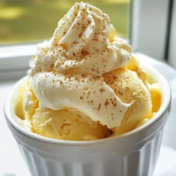 Um ein cremiges Eggnog-Eis zu machen, brauchst du einige wichtige Zutaten: - 500 ml Schlagsahne - 250 ml Vollmilch - 150 g Zucker - 1 Teelöffel Vanilleextrakt - 1 Teelöffel gemahlene Muskatnuss - 1/2 Teelöffel gemahlener Zimt - 4 große Eigelb - Eine Prise Salz Diese Zutaten geben deinem Eis den vollen, reichen Geschmack. Die Mischung von Sahne und Milch sorgt für die perfekte Cremigkeit. Muskatnuss und Zimt bringen die typischen Aromen des Eggnogs in dein Eis. Um das Eis zu verfeinern, kannst du einige leckere Garnituren hinzufügen: - Schlagsahne - Zusätzliche Muskatnuss zum Bestreuen Diese Toppings machen dein Dessert nicht nur hübscher, sondern auch noch leckerer. Ein Klecks Schlagsahne und etwas Muskatnuss machen das Eis besonders festlich. Falls du Allergien hast oder bestimmte Zutaten nicht verwenden kannst, gibt es tolle Alternativen: - Ersetze Schlagsahne durch Kokoscreme für eine vegane Option. - Verwende Mandelmilch oder Hafermilch anstelle von Vollmilch. - Für die Eigelbe kannst du eine Mischung aus Maisstärke und Wasser nutzen. Diese Ersatzstoffe helfen dir, das Eggnog-Eis zu genießen, egal welche Allergien du hast. So bleibt der Genuss für jeden möglich! {{ingredient_image_2}} Für unser Eggnog-Eis beginne ich mit einer cremigen Mischung. Ich nehme einen mittelgroßen Topf und gebe die Schlagsahne, Vollmilch, Zucker, Muskatnuss, Zimt und eine Prise Salz hinein. Bei mittlerer Hitze erhitze ich alles, bis es leicht dampft. Dabei rühre ich immer wieder um, bis der Zucker sich vollständig auflöst. Dieser Schritt ist wichtig, um eine gleichmäßige Süße zu erreichen. In einer separaten Schüssel schlage ich die Eigelbe mit einem Schneebesen leicht auf. Ich möchte, dass sie schaumig und hell werden. Dann gieße ich nach und nach etwa 250 ml der heißen Sahnemischung in die Eigelbe. Dabei whiskiere ich ständig weiter. Dies verhindert, dass die Eier gerinnen. Es ist wichtig, dies langsam zu machen, damit die Mischung gleichmäßig wird. Jetzt ist es Zeit, die Eigelb-Mischung zurück in den Topf zu gießen. Ich koche es bei niedriger Hitze weiter, während ich ständig rühre. Diese Mischung sollte leicht eindicken und den Rücken eines Löffels bedecken. Nach etwa 5-7 Minuten nehme ich den Topf vom Herd und rühre den Vanilleextrakt ein. Ich lasse alles auf Raumtemperatur abkühlen. Sobald die Mischung abgekühlt ist, decke ich sie ab und stelle sie mindestens 4 Stunden oder über Nacht in den Kühlschrank. Danach gebe ich die Mischung in die Eismaschine. Ich rühre sie gemäß den Anweisungen des Herstellers, bis ich eine weiche Konsistenz habe. Schließlich fülle ich das Eis in einen luftdichten Behälter und lasse es für mindestens 4 Stunden im Gefrierschrank fest werden. Eis selbst zu machen ist einfach, aber Fehler können passieren. Ein häufiger Fehler ist, die Mischung zu heiß zu machen. Wenn die Sahne zu stark kocht, können die Eier gerinnen. Rühren Sie also ständig und halten Sie die Hitze niedrig. Auch das Temperieren der Eigelbe ist wichtig. Geben Sie die heiße Mischung langsam hinzu, um ein Rührei zu vermeiden. Das Einfüllen des Eises in die Eismaschine vor der vollständigen Kühlung kann die Textur ruinieren. Achten Sie darauf, dass die Mischung gut gekühlt ist, bevor Sie sie einfrieren. Die Konsistenz ist der Schlüssel zu gutem Eis. Um eine cremige Textur zu erzielen, verwenden Sie eine Mischung aus Sahne und Milch. Die Schlagsahne sorgt für die nötige Fülle. Ein weiterer Trick ist, die Mischung vor dem Einfrieren gut zu kühlen. Lassen Sie sie mindestens 4 Stunden im Kühlschrank. Wenn das Eis in der Maschine ist, achten Sie darauf, sie nicht zu überfüllen. So wird die Luft gut eingearbeitet und das Eis bleibt fluffig. Das Servieren von Eggnog-Eis kann ganz festlich sein. Verwenden Sie große Schalen oder kleine Gläser. Garnieren Sie jede Portion mit einem Klecks Schlagsahne. Streuen Sie etwas frische Muskatnuss darüber, um den Geschmack zu betonen. Für mehr Farbe können Sie auch einige frische Beeren hinzufügen. Wenn Sie das Eis für eine Feier machen, denken Sie daran, die Portionen im Voraus vorzubereiten. So bleibt mehr Zeit für die Gäste und weniger Stress in der Küche. Pro Tipps Frische Zutaten: Verwenden Sie frische Eier und hochwertige Sahne für den besten Geschmack und eine cremige Konsistenz. Temperatur beachten: Stellen Sie sicher, dass die Eigelb-Mischung gut temperiert ist, um ein Gerinnen zu vermeiden. Gießen Sie die heiße Mischung langsam ein und rühren Sie ständig. Über Nacht kühlen: Lassen Sie die Mischung über Nacht im Kühlschrank, um die Aromen zu intensivieren und die Textur zu verbessern. Variationen ausprobieren: Experimentieren Sie mit verschiedenen Gewürzen wie Nelken oder Ingwer für eine interessante Geschmacksnote. {{image_4}} Für eine vegane Version des Eggnog-Eis können Sie einige einfache Anpassungen machen. Statt Schlagsahne verwenden Sie Kokoscreme oder Sojasahne. Diese Alternativen schaffen eine cremige Basis. Für die Milch können Sie Mandel- oder Hafermilch nutzen. Der Zucker bleibt gleich, aber wählen Sie einen pflanzlichen Ersatz. So wird das Eis laktosefrei und gut verträglich für viele. Um das Eggnog-Eis interessanter zu machen, können Sie verschiedene Aromen hinzufügen. Schokolade bringt eine süße Note. Fügen Sie einfach 100 g geschmolzene Schokolade zur Sahnemischung hinzu. Karamell ist eine weitere tolle Option. Ein paar Esslöffel Karamellsauce machen das Eis besonders lecker. Experimentieren Sie mit Gewürzen wie Ingwer oder sogar Pfefferminz für neue Geschmackserlebnisse. Ein klassisches Eggnog-Eis hat oft Alkohol. Rum oder Bourbon sind die besten Optionen. Fügen Sie 50 ml Rum in die Sahnemischung hinzu, bevor Sie die Eigelbe einrühren. Der Alkohol verstärkt den Geschmack und macht das Eis festlicher. Wenn Sie weniger Alkohol möchten, reduzieren Sie die Menge oder verwenden Sie einen aromatischen Rum. So bleibt der Genuss leicht und schmackhaft. Um Ihr Eggnog-Eis frisch zu halten, ist die richtige Lagerung wichtig. Bewahren Sie das Eis in einem luftdichten Behälter auf. Ein Behälter verhindert das Eindringen von Luft und schützt das Eis vor Frostbrand. Stellen Sie sicher, dass der Behälter gut verschlossen ist. Lagern Sie das Eis im kältesten Teil Ihres Gefrierschranks. Eggnog-Eis bleibt im Gefrierschrank bis zu zwei Monate frisch. Nach dieser Zeit kann die Qualität abnehmen. Es kann sich eine Eiskristallschicht bilden. Diese kann die Textur des Eises beeinträchtigen. Überprüfen Sie beim Lagern die Sichtbarkeit des Eises. Wenn es zu hart oder gefroren ist, lassen Sie es etwas stehen, bevor Sie es servieren. Zum Auftauen stellen Sie das Eis etwa 10 bis 15 Minuten vor dem Servieren aus dem Gefrierschrank. Dies macht das Eis cremiger und leichter zu schöpfen. Verwenden Sie einen heißen Löffel, um die Kugeln zu formen. Das gibt Ihnen eine schöne Form. Sie können das Eis mit Schlagsahne und Muskatnuss garnieren. So wird es noch festlicher und leckerer. Das Eggnog-Eis sollte mindestens 4 Stunden im Gefrierschrank sein. So wird es fest und hat die richtige Konsistenz. Für die beste Textur empfehle ich, das Eis über Nacht einzufrieren. So wird es noch cremiger. Ja, du kannst Eggnog-Eis auch ohne Eismaschine zubereiten. Gieße die abgekühlte Mischung in einen flachen Behälter. Stelle den Behälter in den Gefrierschrank. Rühre alle 30 Minuten mit einer Gabel um. Wiederhole dies für etwa 4 bis 5 Stunden. So bekommst du ein glattes und cremiges Eis. Fertiges Eggnog-Eis kannst du in vielen Supermärkten finden. Schau in der Gefrierabteilung nach. Oft bieten spezielle Marken saisonale Sorten an. Du kannst auch lokale Eisdielen fragen, ob sie Eggnog-Eis machen. Eggnog-Eis ist eine köstliche und festliche Delikatesse. Wir haben die wichtigsten Zutaten und Tipps für die Zubereitung besprochen. Von wichtigen Hauptzutaten bis zu nützlichen Garnituren ist alles dabei. Du weißt jetzt, wie du häufige Fehler vermeidest und die perfekte Konsistenz erreichst. Auch Variationen und Lagerhinweise haben wir behandelt. Nutze all diese Infos, um deinen eigenen, leckeren Eggnog-Eis zu kreieren. Probiere es aus und erfreue dich an diesem besonderen Genuss!